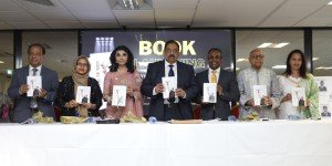 লন্ডনে ‘হৃদয়ে মাহমুদ উস সামাদ’ স্মারকগ্রন্থ প্রকাশ