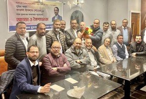 সিকৃবি রেজিস্ট্রার বদরুল ইসলাম শোয়েবের সঙ্গে লন্ডনের বন্ধুদের আড্ডা ও নৈশভোজ