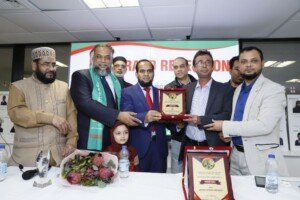 কমর উদ্দিন চৌধুরী পাপলু সিআইপি নির্বাচিত হওয়ায় লন্ডনে সংবর্ধনা প্রদান