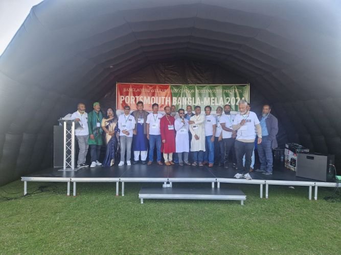 পোর্টসমাউথ বাংলা মেলায় দর্শনার্থীদের মিলন মেলা