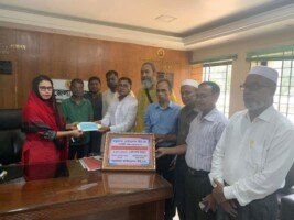 প্রধান উপদেষ্টার ত্রাণ তহবিলে বড়লেখা ফাউন্ডেশন ইউকের অর্থ প্রদান