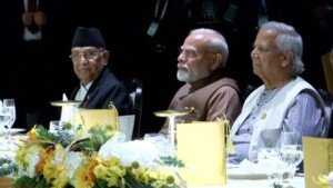 বিমসটেকের নৈশভোজে পাশাপাশি চেয়ারে মোদি ও ইউনূস