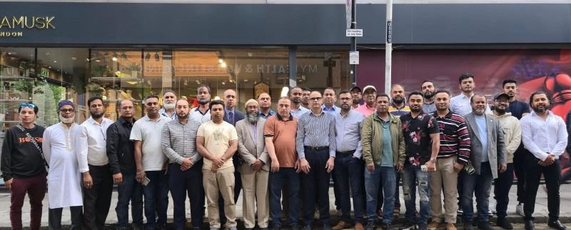 লন্ডনে বিএনপির ভারপ্রাপ্ত চেয়ারম্যান তারেক রহমানকে নিয়ে কটূক্তির প্রতিবাদে সভা