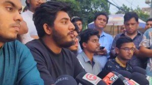 কেন্দ্রীয় ছাড়া বৈষম্যবিরোধী ছাত্র আন্দোলনের সব কমিটির কার্যক্রম স্থগিত ঘোষণা