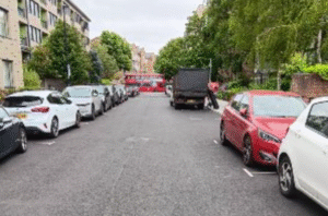 টাওয়ার হ্যামলেটসে সড়ক উন্নয়নে সরকারি অর্থায়ন: আয়ু বাড়বে সড়কের, কমবে কার্বন নিঃসরণ