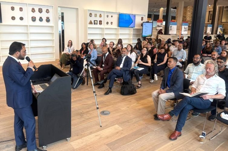 টাওয়ার হ্যামলেটস কাউন্সিলের ৭ লাখ পাউন্ডের প্রকল্প থেকে সহায়তা পেয়েছে শতাধিক ছোট ও মাঝারি ব্যবসা প্রতিষ্ঠান