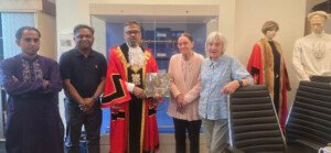 টাওয়ার হ্যামলেটসে ভ্যালেরি টেইলরের সফর